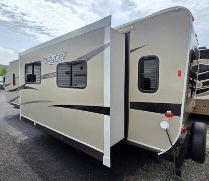 2016 Forest River Shasta Flyte