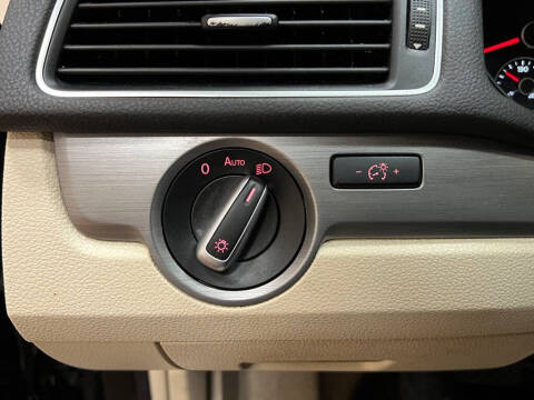 2014 Volkswagen Passat