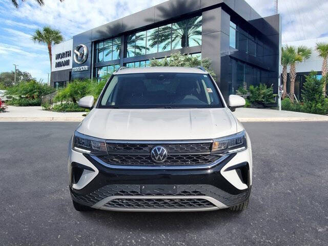 2024 Volkswagen Taos SE