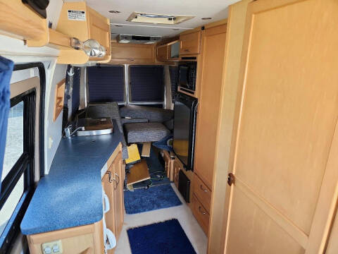 2005 Pleasure Way Plateau TS