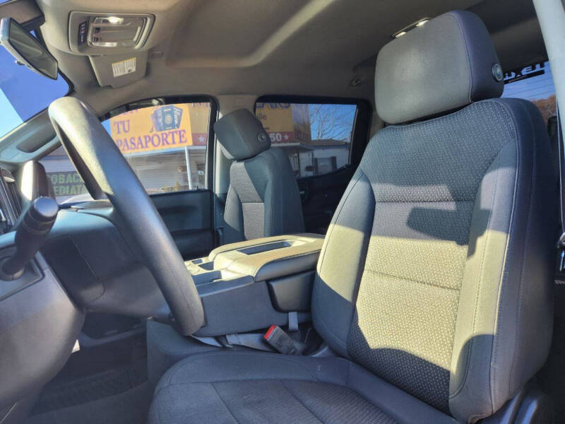 2020 Chevrolet Silverado 1500 Custom