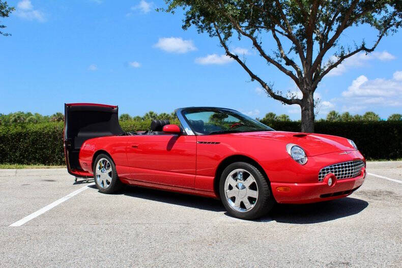 2002 Ford Thunderbird Deluxe