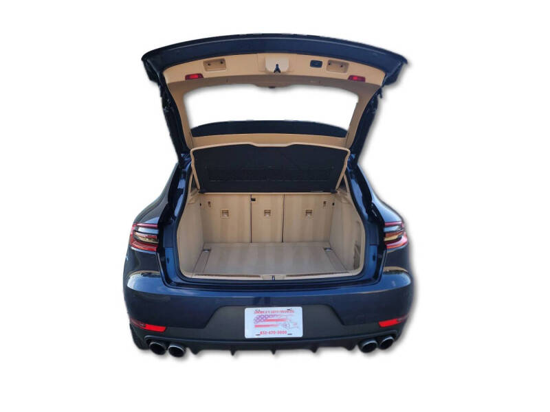 2015 Porsche Macan S