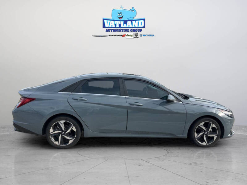 2023 Hyundai Elantra Hybrid Limited