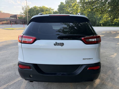 2015 Jeep Cherokee Sport