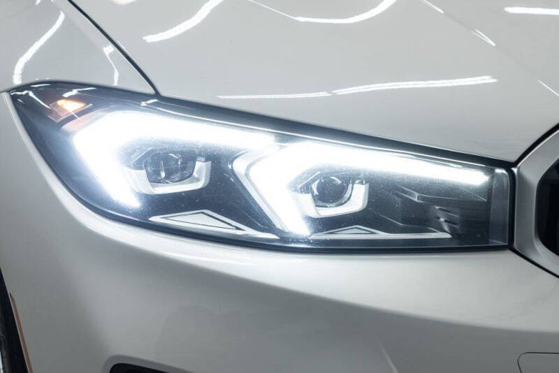 2024 BMW 3 Series 330i xDrive