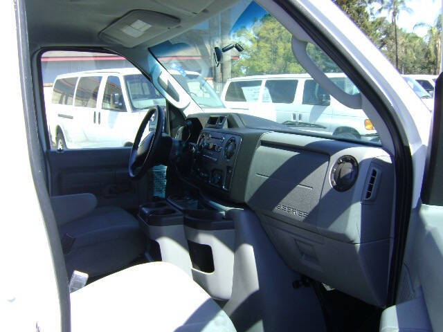 2011 Ford E-Series E-350 SD XL
