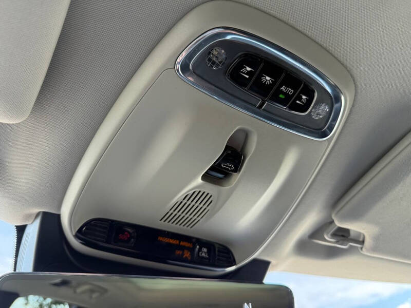 2018 Volvo XC90 T5 Momentum 7-Passenger