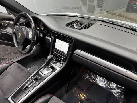 2015 Porsche 911 Carrera S