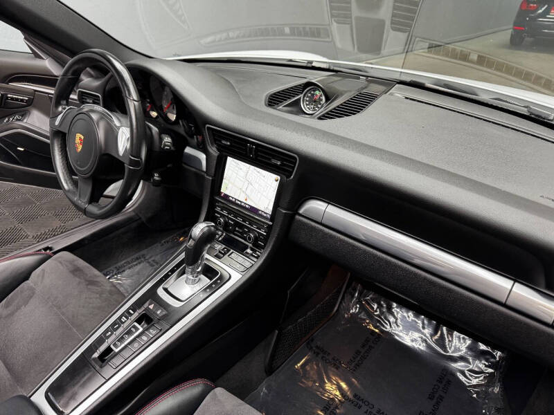 2015 Porsche 911 Carrera S