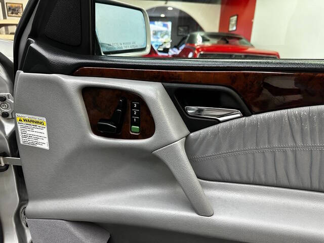 1999 Mercedes-Benz E-Class E 320