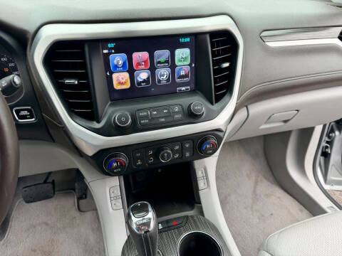 2017 GMC Acadia SLT-1