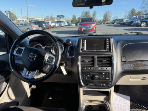 2012 Dodge Grand Caravan Crew