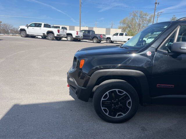 2017 Jeep Renegade Trailhawk