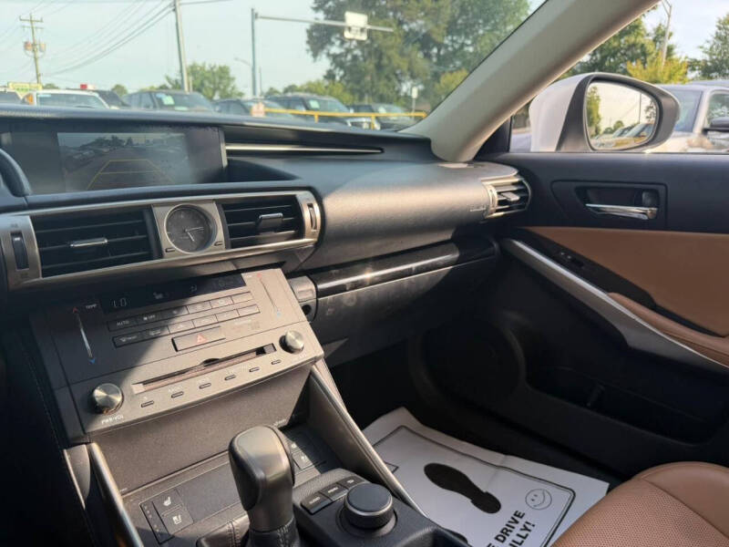 2016 Lexus IS 200t