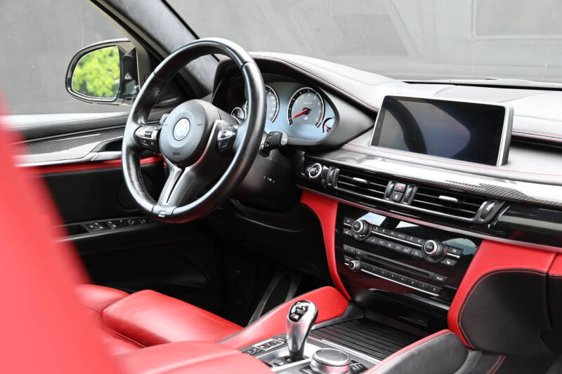 2018 BMW X6 M