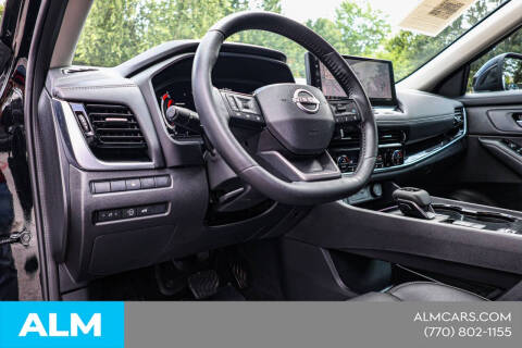 2025 Nissan Rogue SL