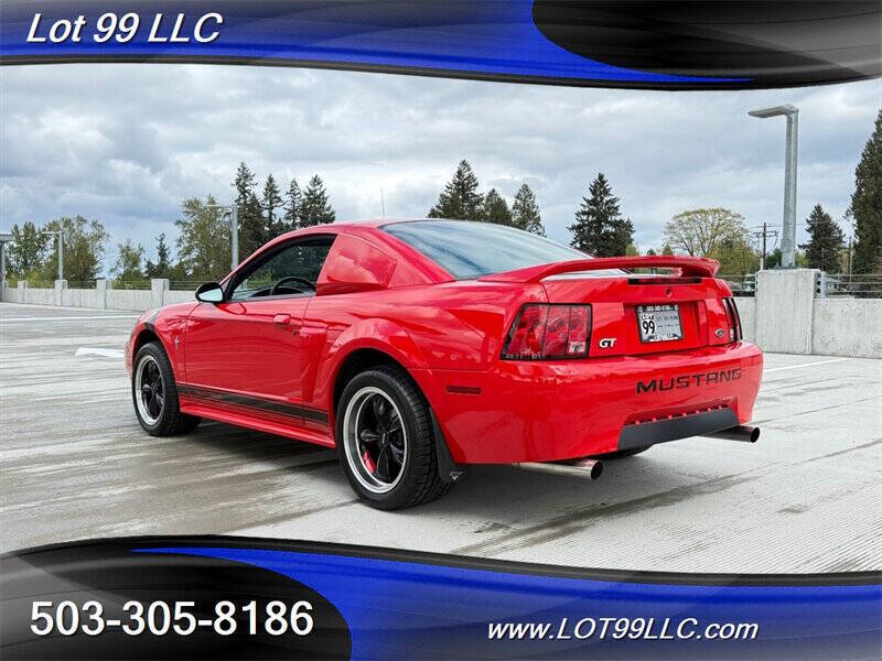 2000 Ford Mustang