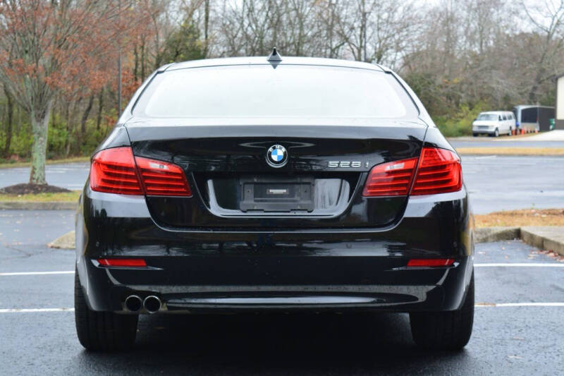 2016 BMW 5 Series 528i