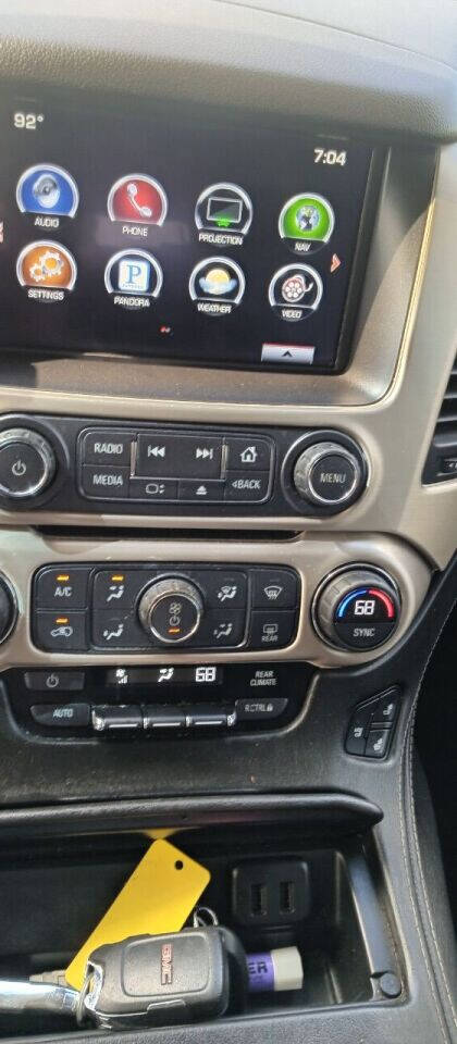 2016 GMC Yukon XL SUV / Crossover - $19,500