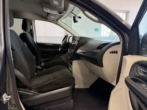 2016 Dodge Grand Caravan American Value Package