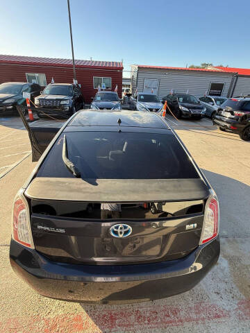 2014 Toyota Prius Two