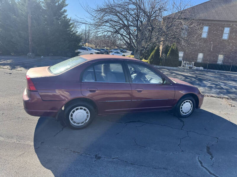 2002 Honda Civic LX's photo