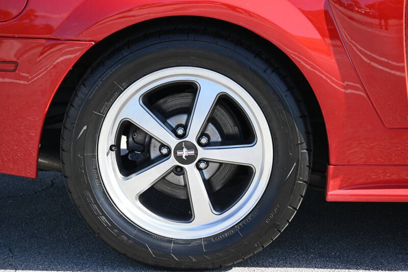 2004 Ford Mustang Mach 1 Premium