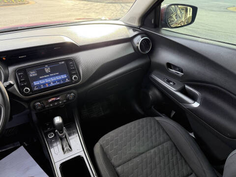 2021 Nissan Kicks SV