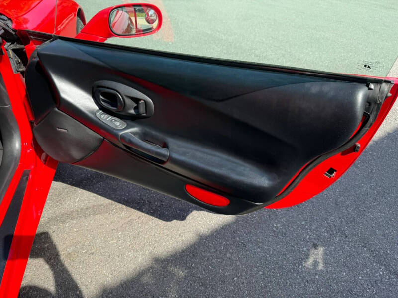 2004 Chevrolet Corvette