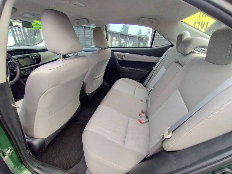 2016 Toyota Corolla LE