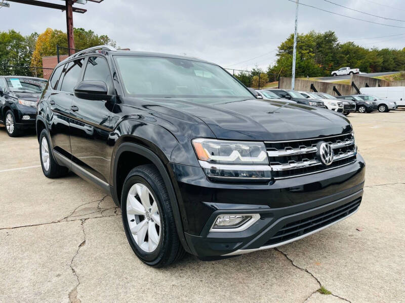 2018 Volkswagen Atlas SEL photo 4