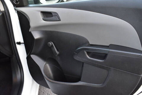 2016 Chevrolet Sonic LS Auto