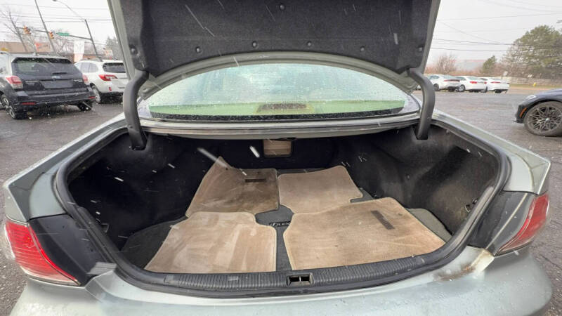 2004 Lexus ES 330