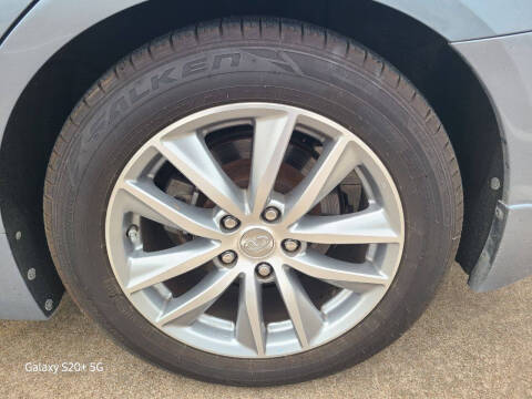 2015 Infiniti Q50 Premium