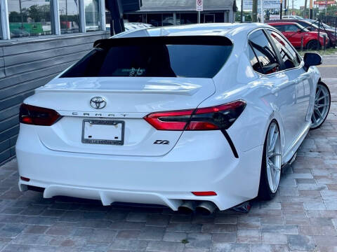 2020 Toyota Camry SE