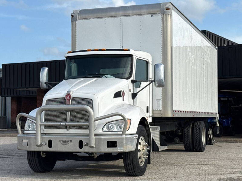 2017 Kenworth T270