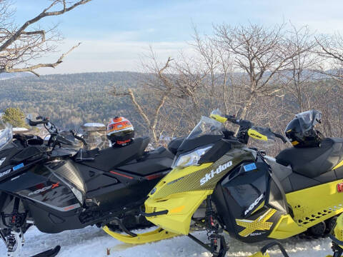 2017 Ski-Doo MXZ X 850 E-Tec