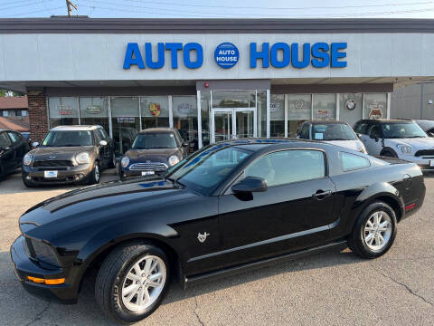 2009 Ford Mustang for sale at Auto House Motors in Downers Grove IL