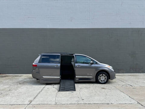 2018 Toyota Sienna Limited 7-Passenger