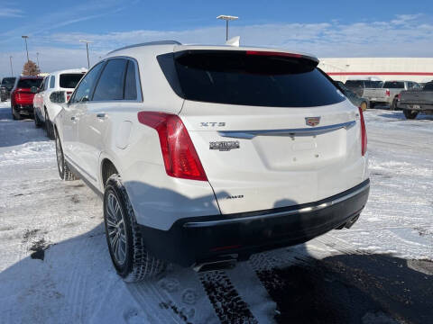 2017 Cadillac XT5 Luxury