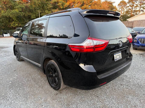 2017 Toyota Sienna