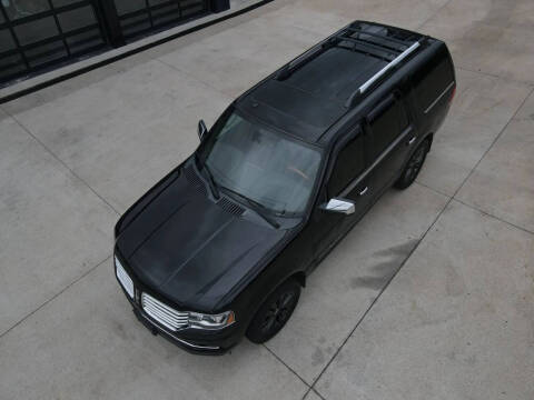 2016 Lincoln Navigator Select