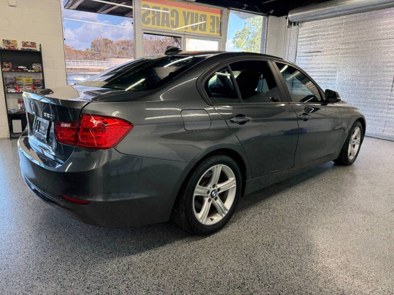 2014 BMW 3 Series 320i