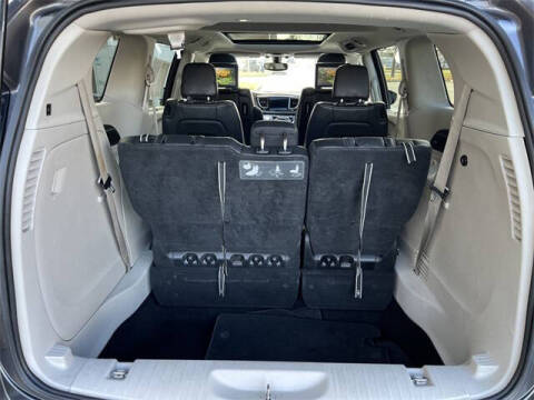 2018 Chrysler Pacifica Touring L Plus