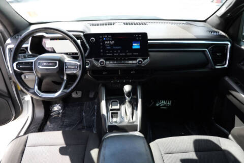 2024 GMC Canyon Elevation