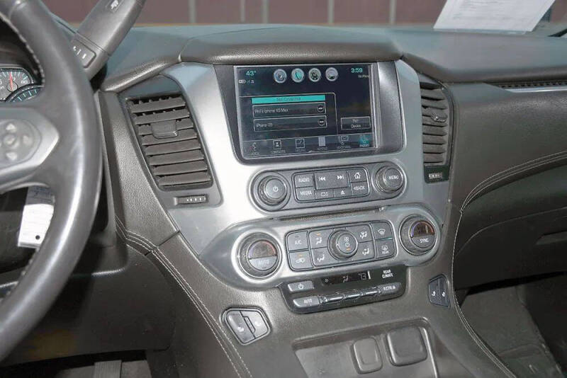 2019 Chevrolet Suburban LT