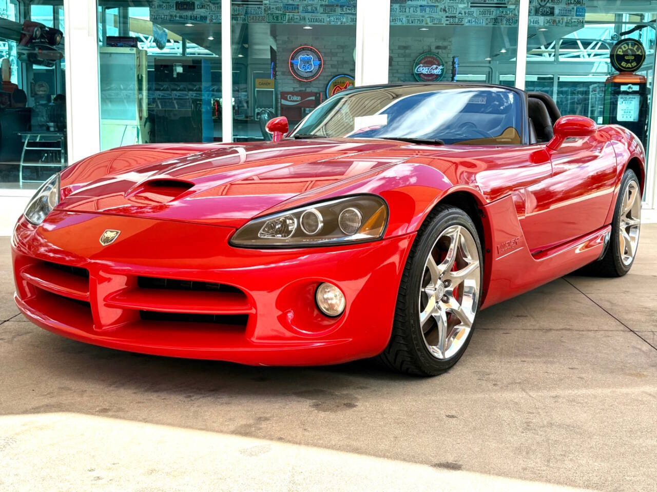 2004 Dodge Viper 10