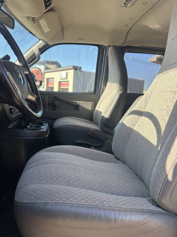 2016 Chevrolet Express LS 2500