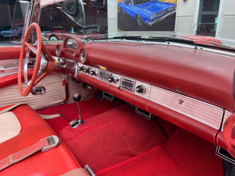 1956 Ford Thunderbird